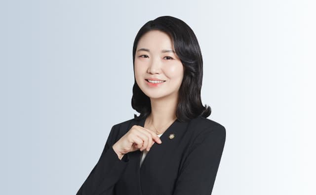 30년 유기징역 수감자보다 무기수가 먼저 햇빛본다?